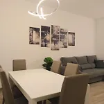 Case Vr Holiday - Canter House